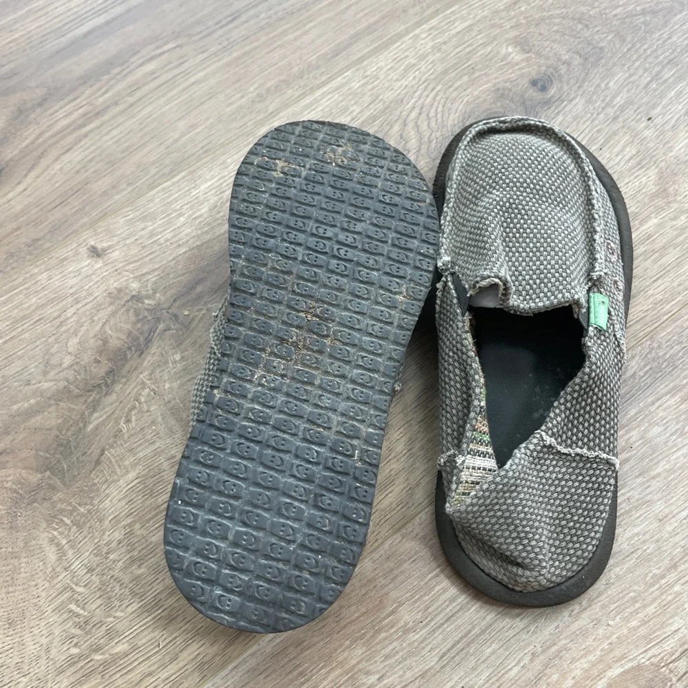 Sanuk boys Vagabond Kids Slip-On Shoes size 4